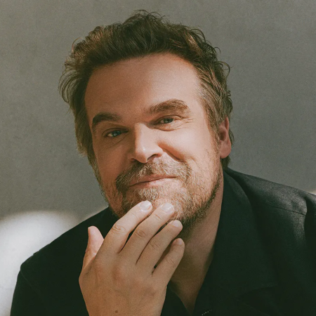 LISTEN: David Harbour Finds a Port in the Storm in ‘DTF St. Louis’; ‘Toy Story 5’ Red Carpet Rundown