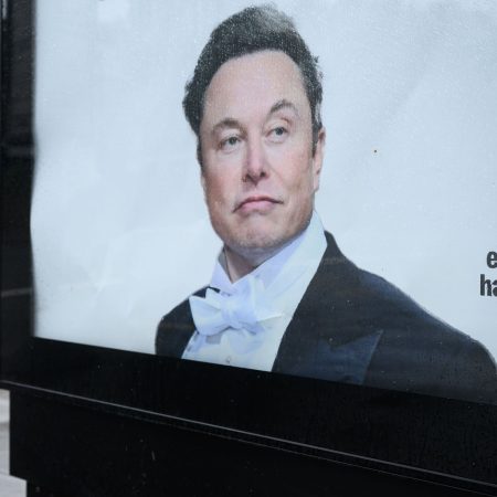 Musk’s Grok accused of violating Canadian privacy laws on deepfakes