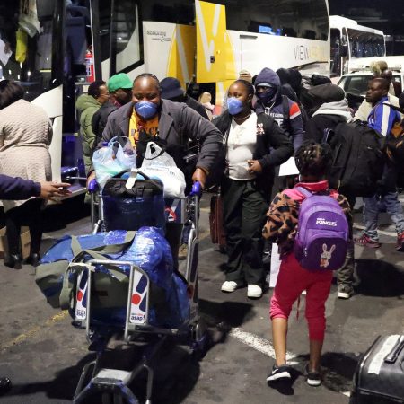 Nigerian migrants flee South Africa after spike in xenophobic protests