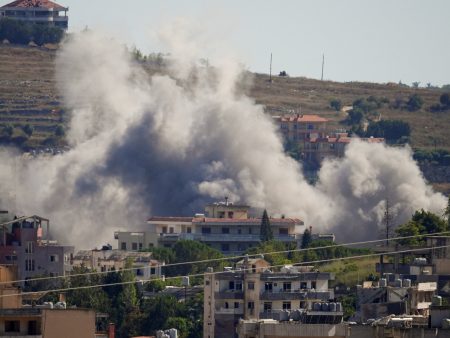 Israeli air strikes hit Lebanon minutes after new ceasefire