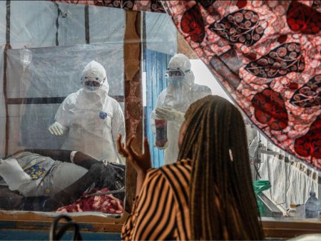 Families storm Ebola treatment centre in DRC, remove patients