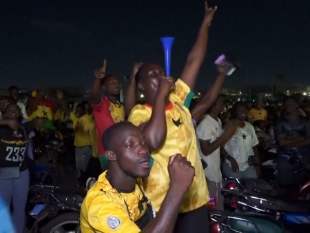Ghana celebrates after holding nervous England to 0-0 draw