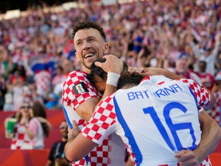Budimir gives Croatia a 1-0 win to eliminate Panama from the World Cup