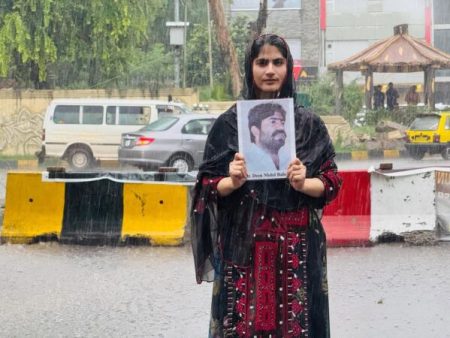 Pakistan Wants the World to See It as a Peacemaker. I Want It to Find My Father.